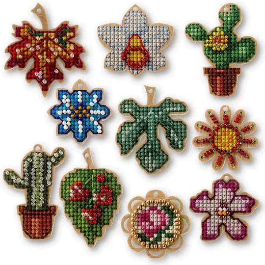 Wonderland Crafts 20 Piece Floral Wooden Embroidery Blanks